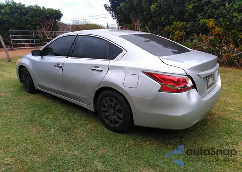 2014 Nissan Altima 2.5 S z USA, uszkodzony, nr VIN 1N4AL3AP4EN387581